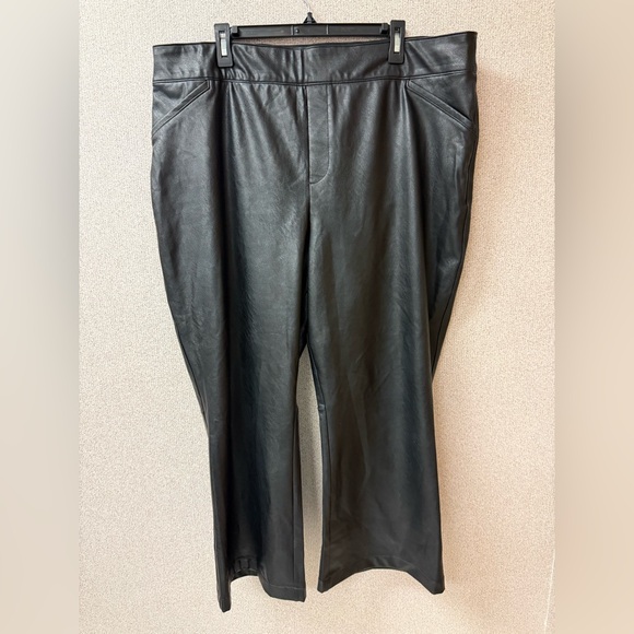 Spanx Women Plus Sz 3X Black Faux Leather Slim Straight elastic waist edgy pants - Picture 1 of 9